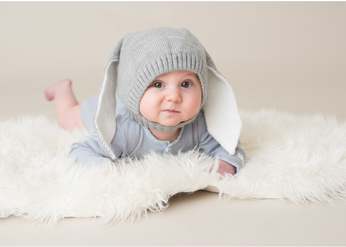 Babyfotografering i Täby bebisfoto Barnfotograf Blicka studio vid Täby Centrum