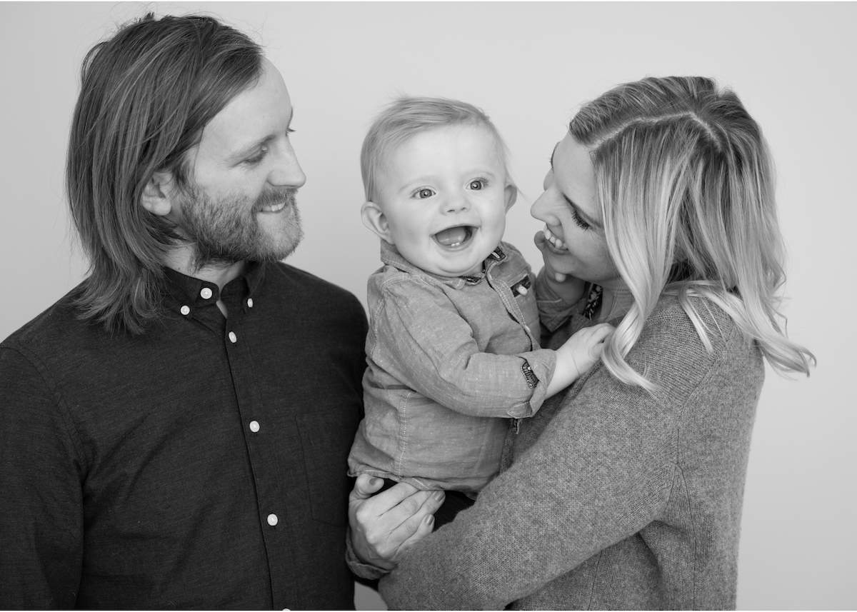 Babyfotografering Familjeporträtt studio Täby